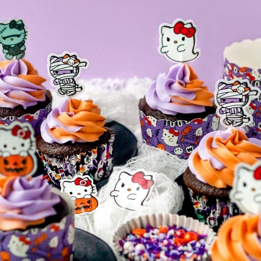 Hello Kitty Halloween Cupcake Set